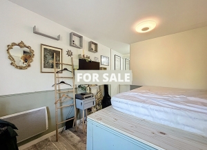 Detached House with Garden by the Coast