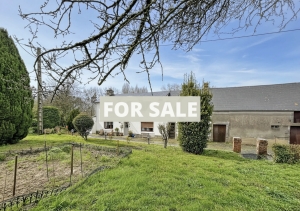 Detached House with Garden by the Coast