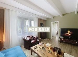 Detached House with Garden by the Coast