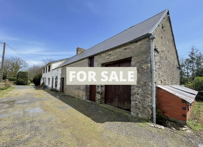 Detached House with Garden by the Coast
