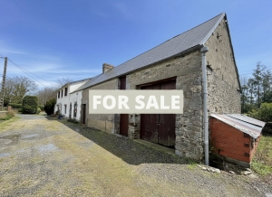 Detached House with Garden by the Coast