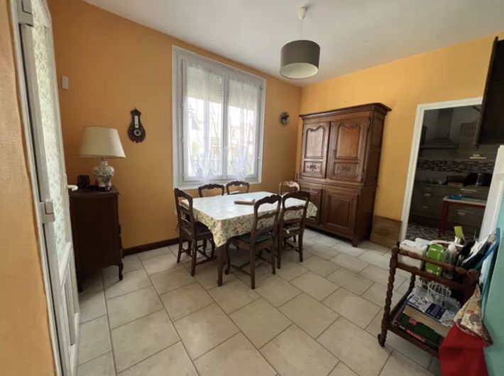 Detached House with Garden by the Coast