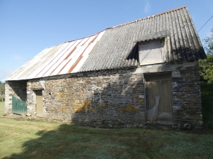 Detached Country House with Large Outbuilding
