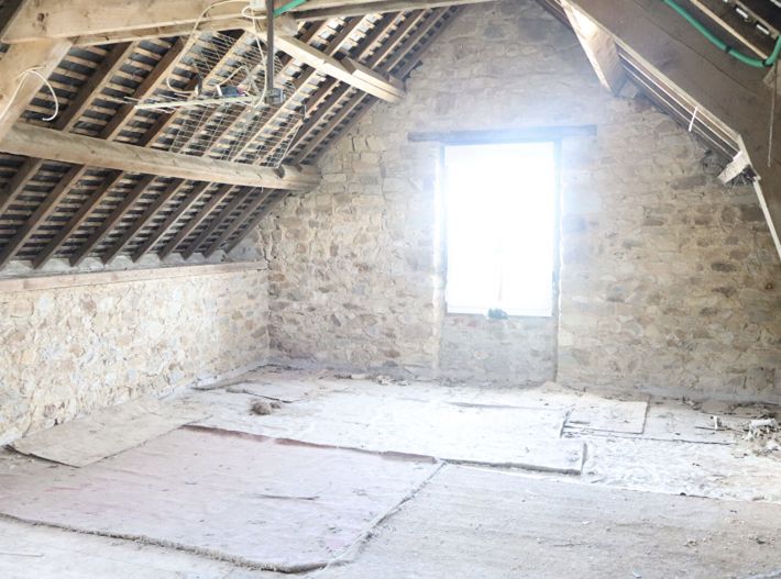 Detached House with Garden in Nice Location