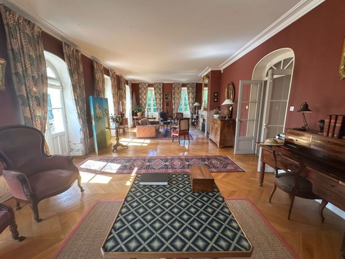 Vast Bourgeoise Manor House with Parkland Gardens