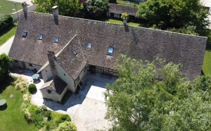 Detached Country House with Parkland Gardens