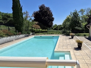 Country House with Guest Gite and Swimming Pool and Lake