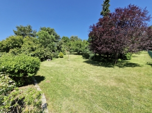 Country House with Guest Gite and Swimming Pool and Lake