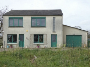 Detached House with Garden