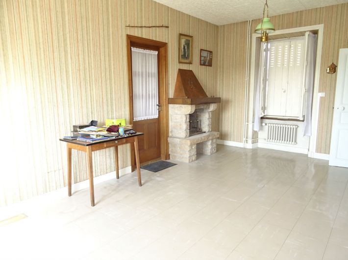 Detached House with Garden