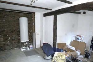 SLD02643 - Under Offer with Cle France