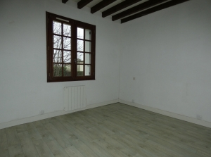 Traditional House with Garden