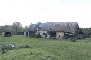 Huge Barn and Farmhouse to Develop