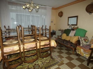 Traditional Detached House with Mature Garden