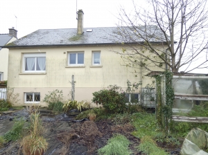 Traditional Detached House with Mature Garden