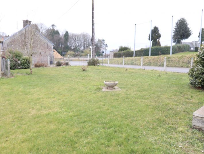 Town House in Good Order, Sought After Location