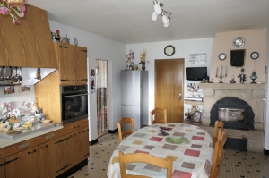 Detached Country House with Outbuilding and Open View