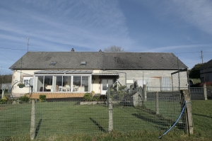 Detached Country House with Outbuilding and Open View