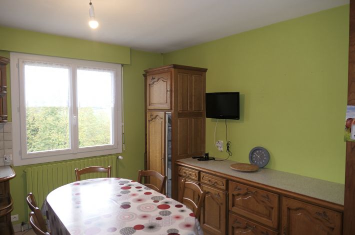 Detached House with Garden