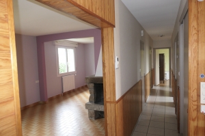 Detached House with Garden