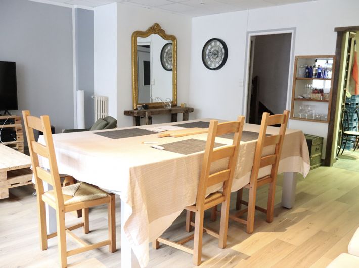 Town House in Very Good Decorative Order
