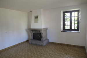 Detached House with Garden