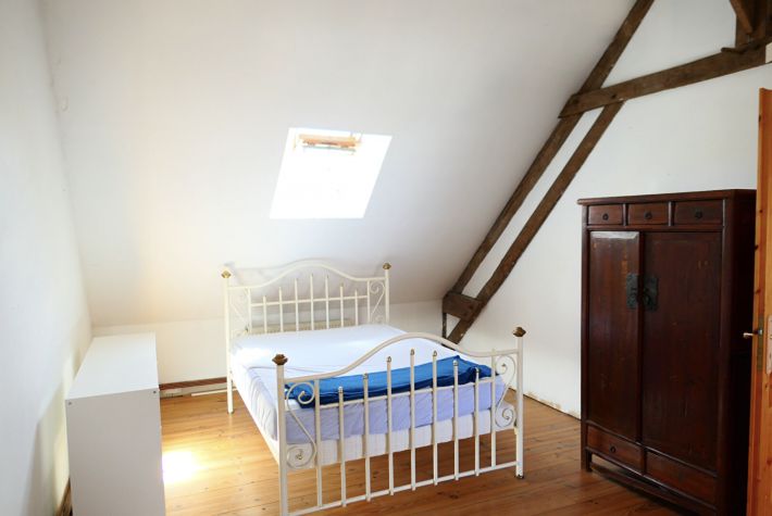 Detached Manor House Style Property with Garden