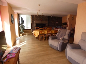Main House and Guest Gite in Landscaped Gardens