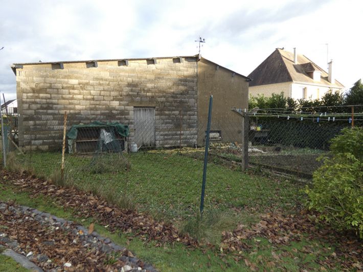 Building to Renovate and Develop into A Home