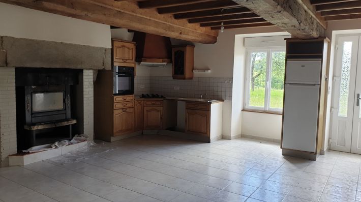 Detached House with Garden in the Countryside