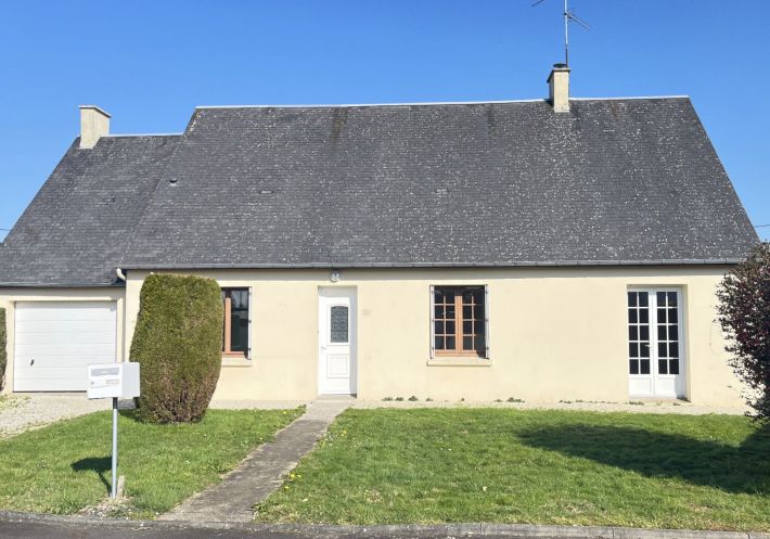 Detached House with Garden