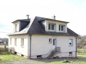 Detached House Divided into Two with Garden