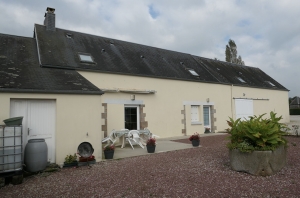 Detached House and Garden and Garage