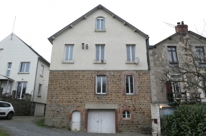 Town House with Lots of Potential
