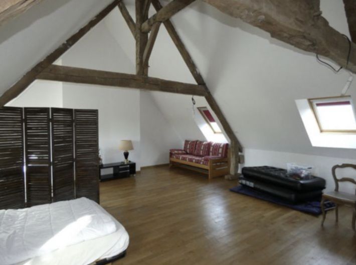Detached Country House with Outbuilding