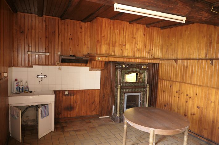 SLD02647 - Sold By Cle France