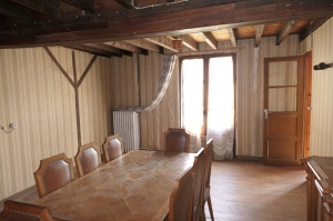 SLD02647 - Sold By Cle France