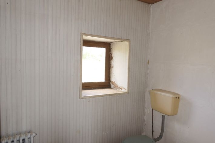 SLD02647 - Sold By Cle France