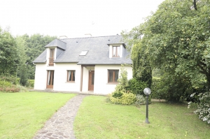 Detached House with Landscaped Garden