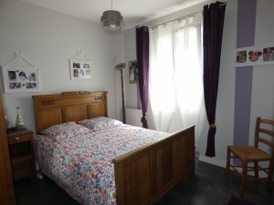 Lovely Detached Country House with Conservatory and Garden