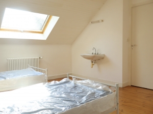Detached House with Garden in Nice Location