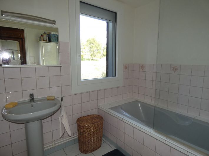 Lovely Detached Country House with Lovely Garden