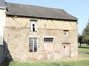 Country House to Renovate with Outbuilding