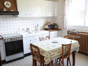 Detached House with Garden in Good Location