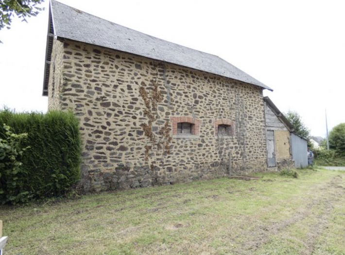 Barn to Renovate with Planning Permission