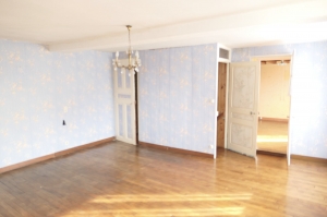 Lovely House in Popular Location with Garden