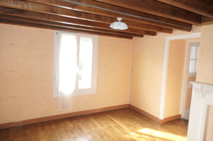 Lovely House in Popular Location with Garden