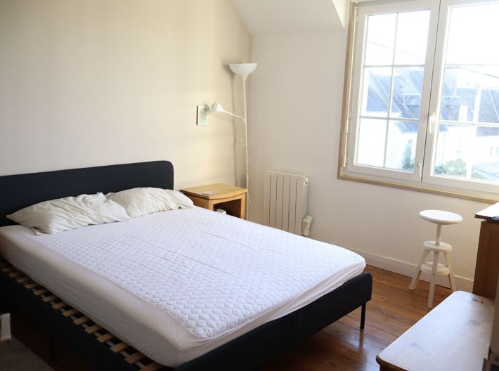 Town House with Neat Garden