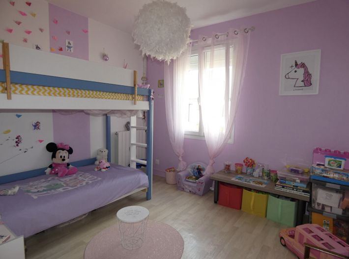 Detached House with Landscaped Garden