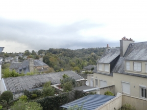 Town House With Courtyard Garden